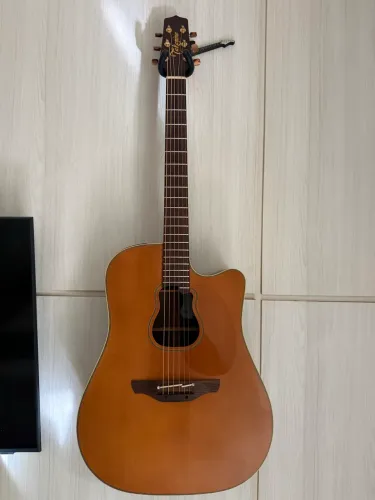 Takamine gb7