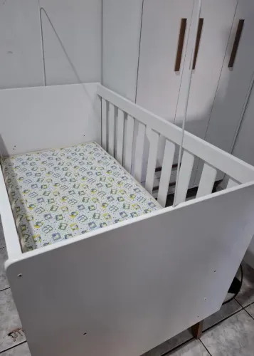 Berço com colchão 100% MDF