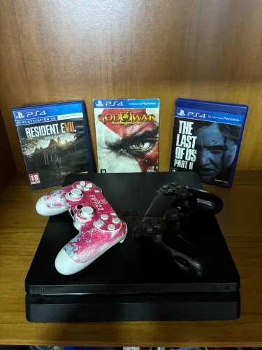 VENDO PS4 SLIM 500GB 3 JOGOS