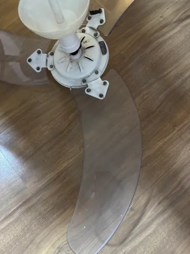 Paleta transparente ventilador teto