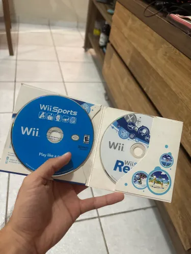 Wii Sport. + Wii resort 