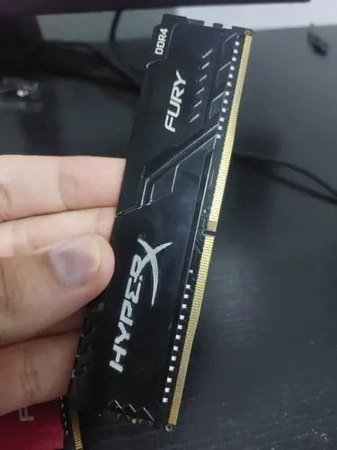 Memória RAM 8 GB DDR4 2400 MHZ