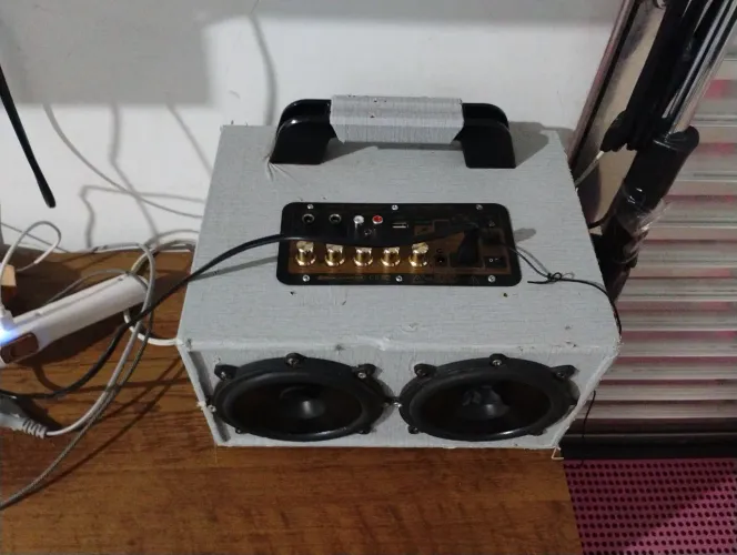 Caixa de som Bluetooth 