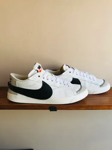 nike blazer low jumbo 