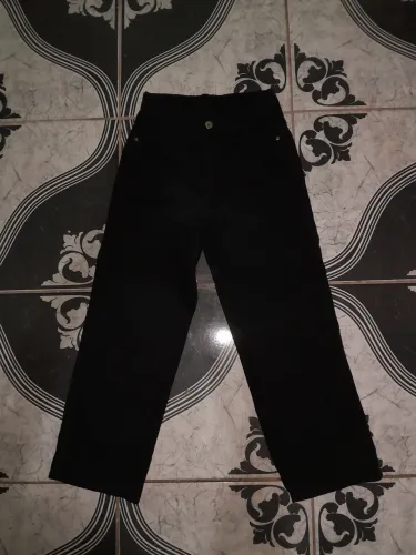 Vendo calça jeans preta