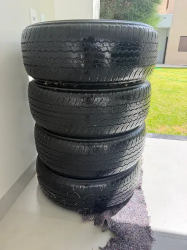 Pneu aro 17 para caminhonete 