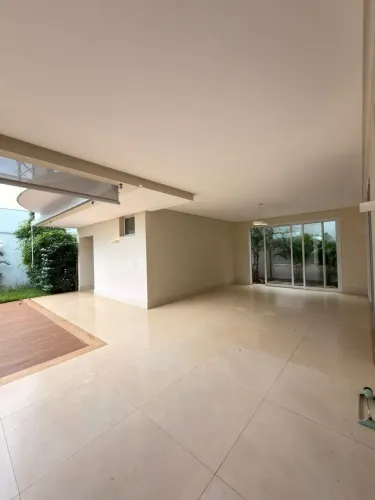 Sobrado com 5 suites no Jardins 020 -Goiânia-Go