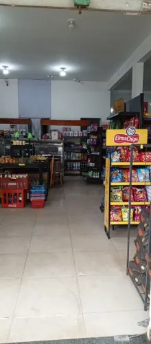 Mercado com padaria,açougue e hortifrut 