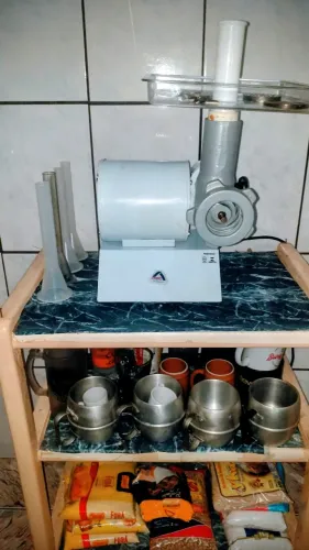 Moedor de carne eletrico