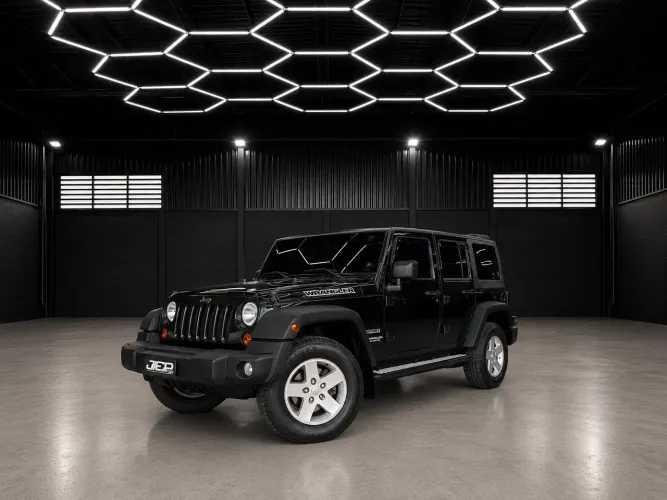 Jeep Wrangler Unlimited Sport 3.8 V6 199cv 2011
