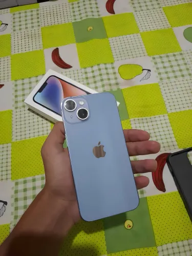 iPhone 14 - 128 GB - + Fonte Original e Capinha - Em perfeito estado.