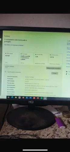 Vendo computador com mesa