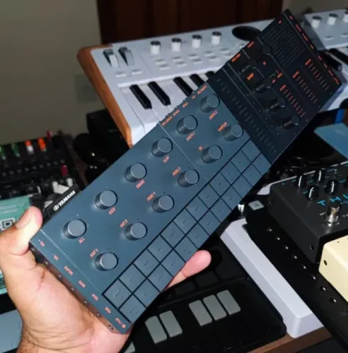 Yamaha Seqtrak (Impecável) - Groovebox e Sintetizador Portátil (VALOR NEGOCIÁVEL!)