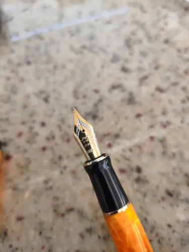 Caneta tinteiro Jinhao Centenial 100