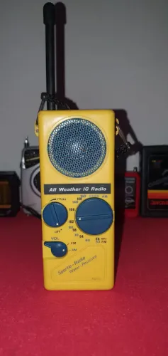RÁDIO ANTIGO