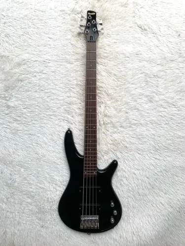 Baixo Ibanez Soundgear GIO 5 Cordas Ativo