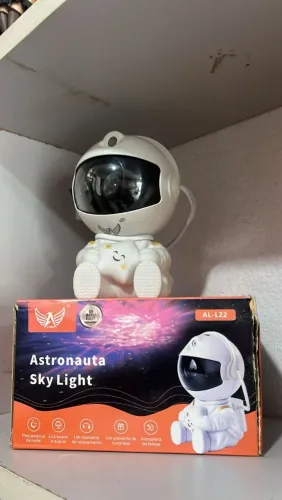 Astronauta luz da noite 