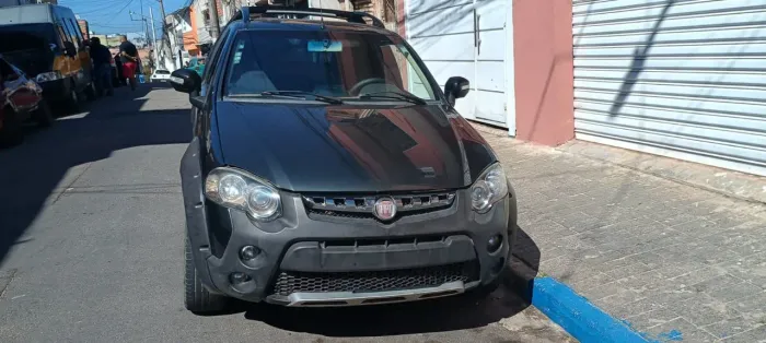 Fiat Strada Adventure 1.8/ 1.8 Locker Flex CE 2013