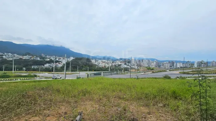Terreno no Altos da Pedra com 480,00