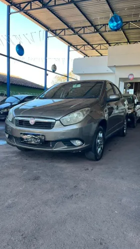Fiat Siena Attractive 1.4 Fire Flex 8V 4P 2015