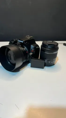 CANON SL3 + 50MM