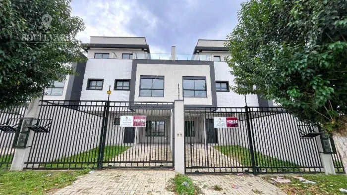 Sobrado com 03 dormitórios à venda, 136 m² por R$ 799.000 - Cajuru - Curitiba/PR