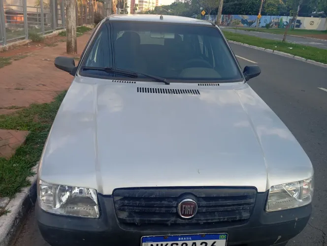 Fiat Uno Mille Celeb. WAY Econ. 1.0 F.flex 4P 2009