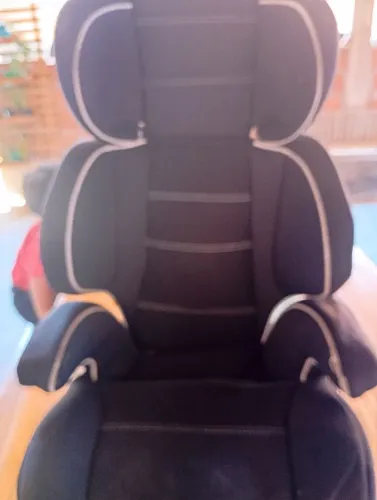 Vendo cadeirinha infantil para carro