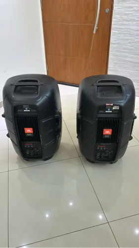 Caixa ativa JBL trocas
