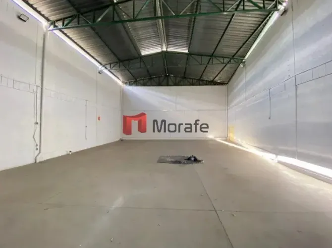 Galpão/Depósito/Armazém para alugar, 379m²