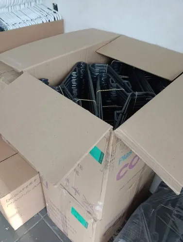 Cabide com cavas 1,50un atacado 