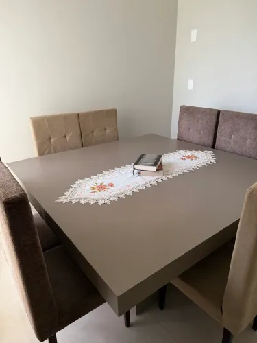 Mesa com cadeiras 
