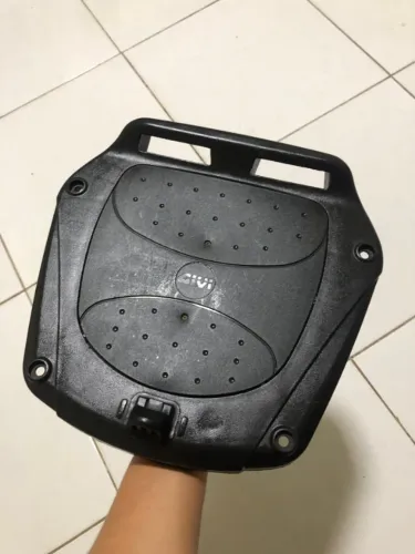Base Baú Bauleto Givi Monolock 33 35 45 47 Litros