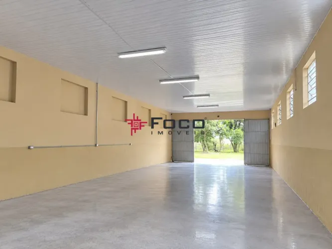 Galpão/Comercial - no Bairro Jardim Diamante