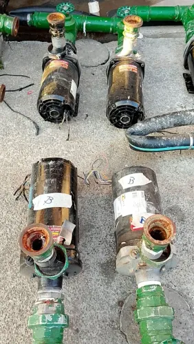 Bombas d'água e quadros de comando completo 
