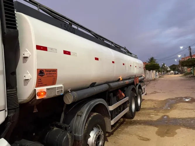 Implemento Tanque de Combustível