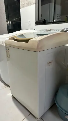 Máquina de lavar Eletrolux antiga
