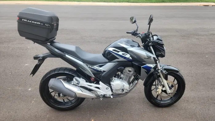 CB250F Twister 2019 (Baixo Km)