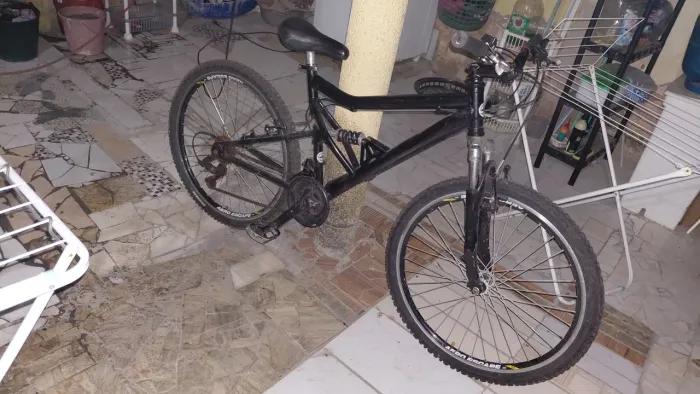 Bike dupla suspensão