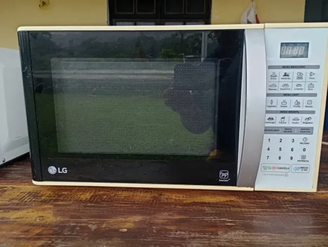 Microondas Lg ( leia descrição)