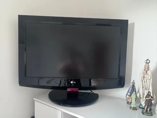 Tv LG -- Time Machine 32" Pol