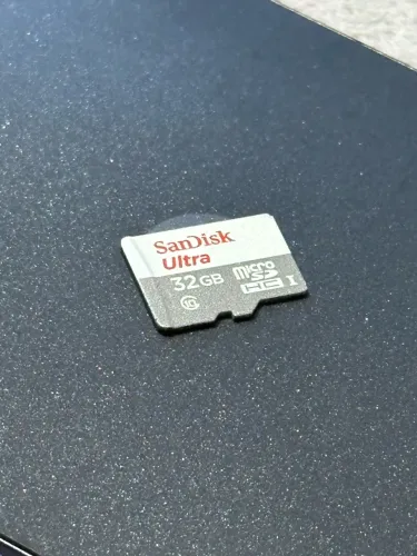 Cartão de Memória SanDisk Ultra microSD 32GB