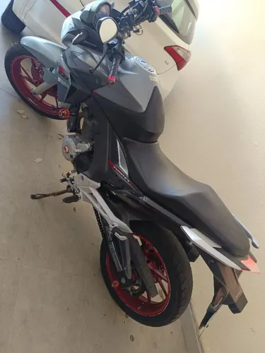 Twister cb 250