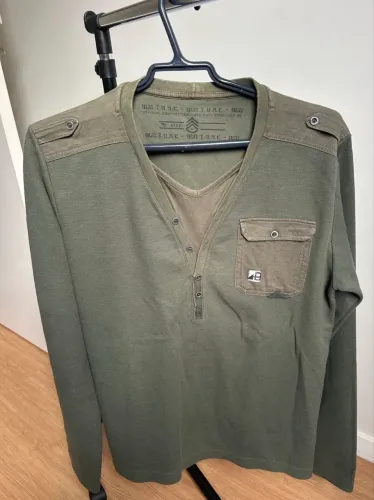 Blusa verde militar tamanho P