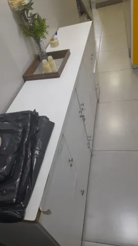 Balcao com portas