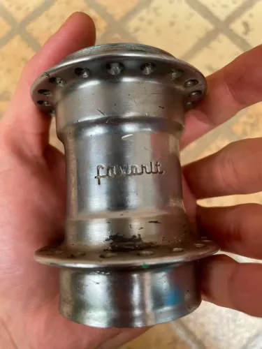 Cubo Favoritti para Monareta