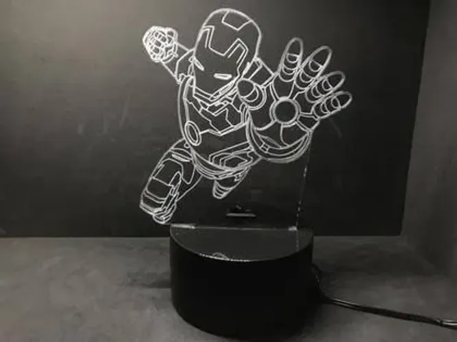 Luminária iron man usada ( reservado para Maikin)