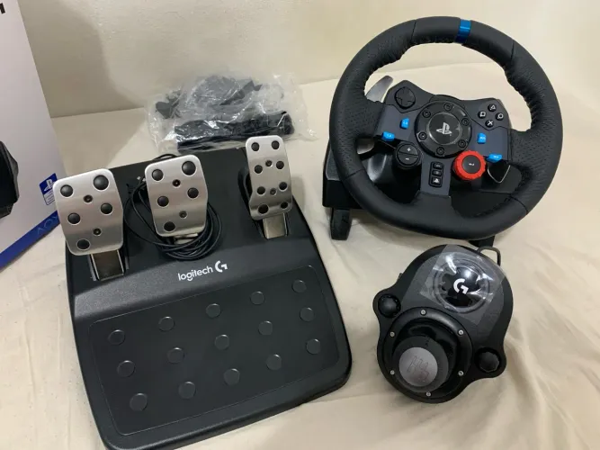 Volante g29 + Câmbio Logitech
