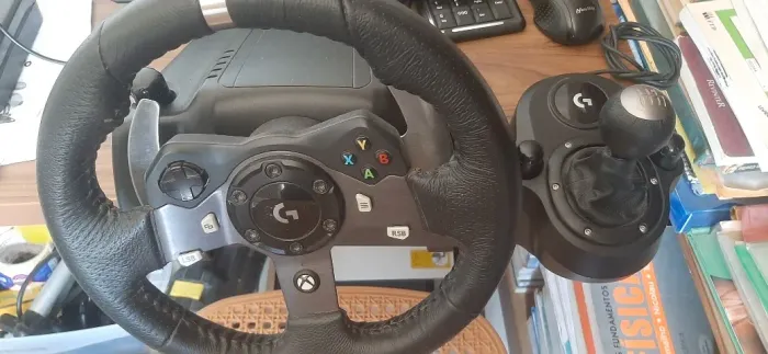 Volante gamer logitech G920 completo