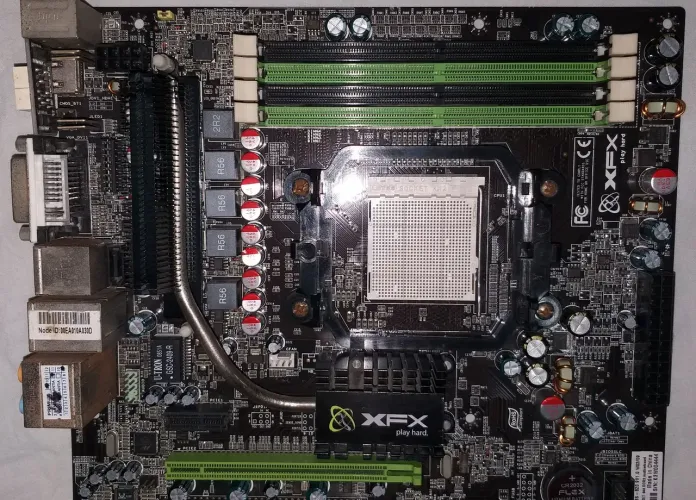 Placa Mãe mAtx Soquete Amd Am2+ XFx N78S-8209 Completa Leia Descrição Zn Sp Pode Retirar